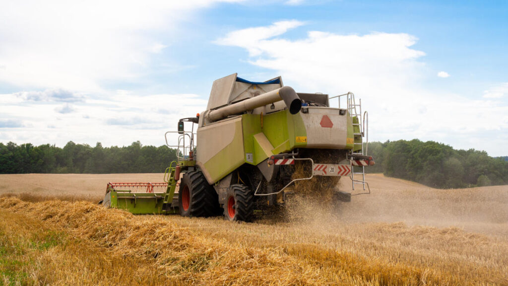 Chłodnica do CLAAS Lexion – weryfikacja wymiarów i jakości OEM