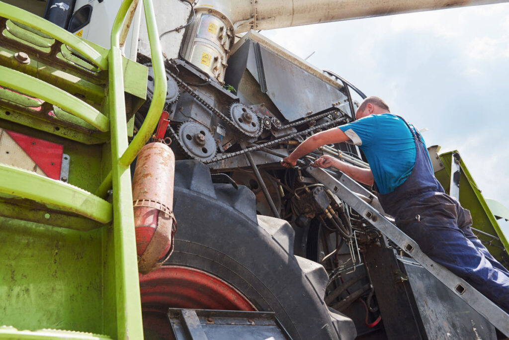 Przegrzewanie silnika w kombajnie CLAAS Lexion – poradnik diagnostyczny