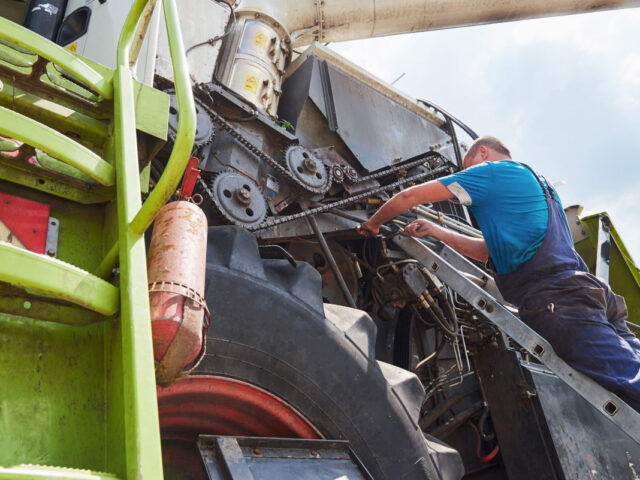 Przegrzewanie silnika w kombajnie CLAAS Lexion – poradnik diagnostyczny